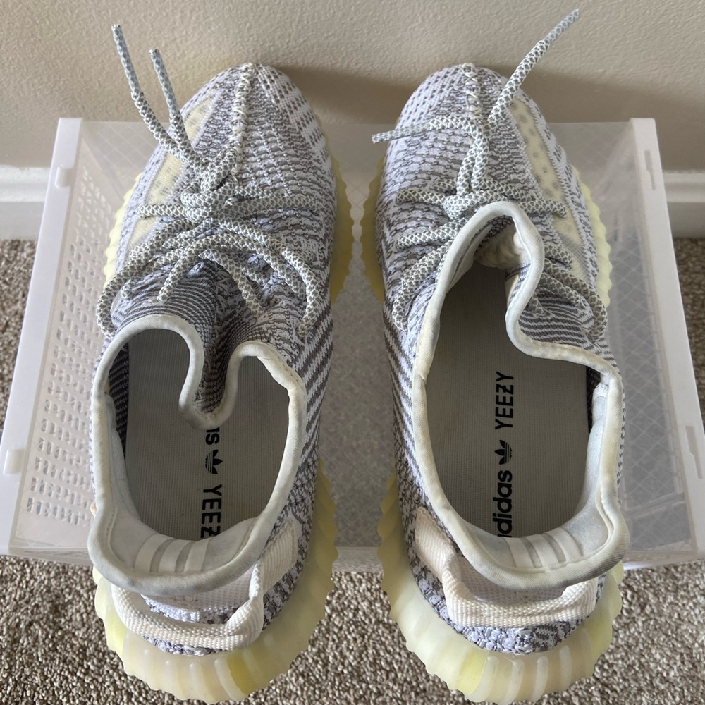 Adidas Yeezy Boost 350 V2 “static non-reflective” 2023 - Picture 3 of 3